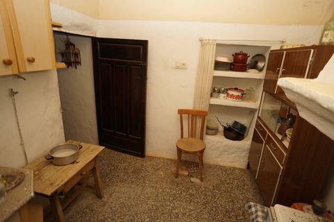 Landsbyhus i Almegijar, Granada, Almegijar - € 35.000 | Ref: ALMT575 - foto 24