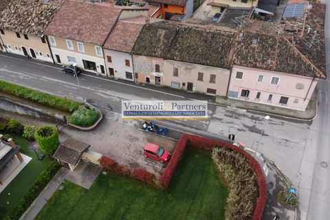 Herregård i Calcinato, Brescia, Calcinato - € 120 000 | Ref: BT240 - foto 9