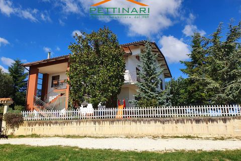 Landejendom i Treia, Macerata, Treia - € 430.000 | Ref: 863 - foto 1