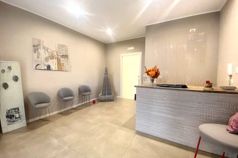 Erhvervsejendom i Bari, Bari, Bari - € 300.000 | Ref: Repubblica - foto 4