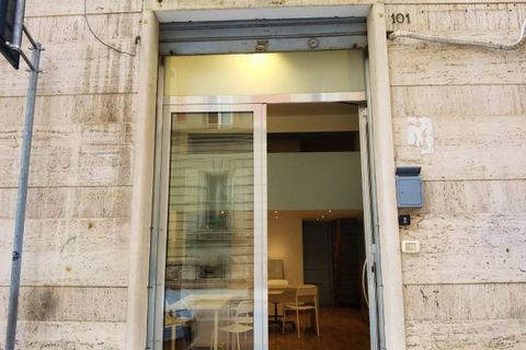 Erhvervsejendom i Bari, Bari, Bari - € 45.000 | Ref: LOCMILLEV - foto 2
