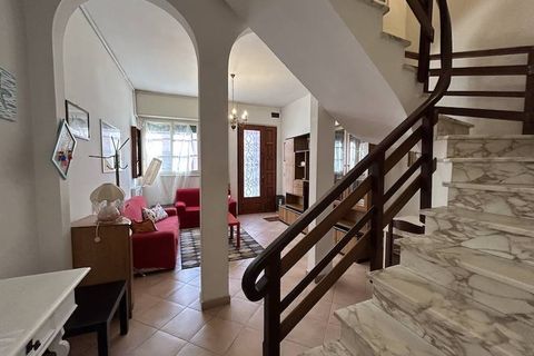 Villa a Viareggio, Lucca, Viareggio - € 445.000 | Ref: 2754 - foto 8