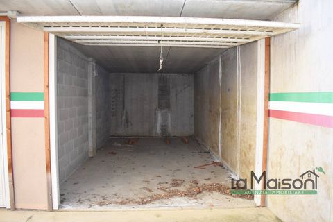 Parkeringsplads i Ivrea, Turin, Ivrea - € 20.000 | Ref: 68LM - foto 2