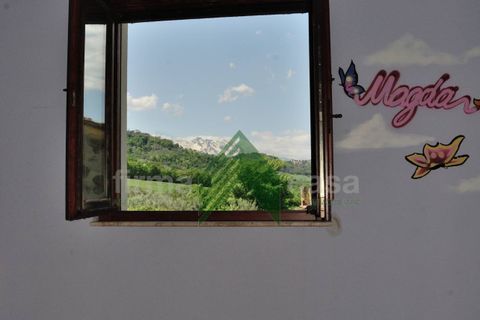 Villa in Teramo, Teramo, Teramo - € 1,000,000 | Ref: T1347 - photo 39