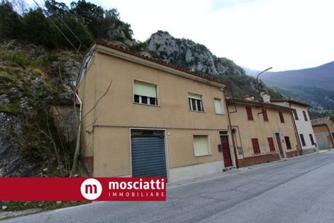 Villa i Pioraco, Macerata, Pioraco - € 30.000 | Ref: 1207-P - foto 2