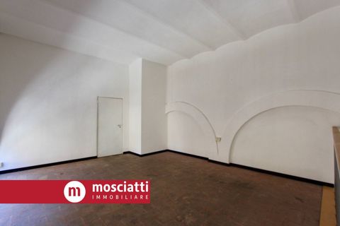 L'establiment comercial a Matelica, Macerata, Matelica - € 500/mes | Ref: 4044 - foto 6