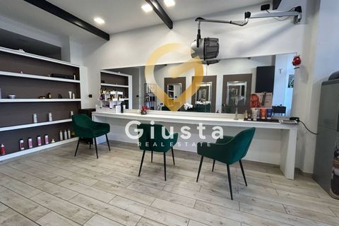 Erhvervsejendom i Brindisi, Brindisi, Brindisi - € 40.000 | Ref: 9090-91378 - foto 1
