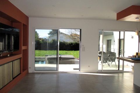 Villa a Tarbes, Hautes-Pyrenees, Tarbes - € 672.000 | Ref: 83860 - foto 15
