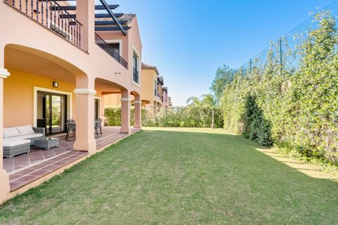 Villa a Estepona, Malaga, Estepona - € 977.500 | Ref: EXP07798/8930 - foto 2