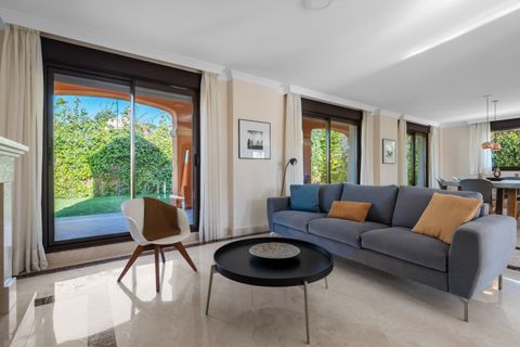 Villa a Estepona, Malaga, Estepona - € 977.500 | Ref: EXP07798/8930 - foto 3
