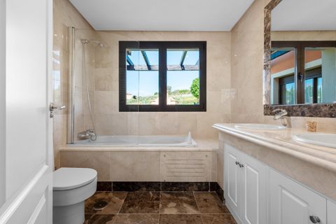 Villa a Estepona, Malaga, Estepona - € 977.500 | Ref: EXP07798/8930 - foto 11