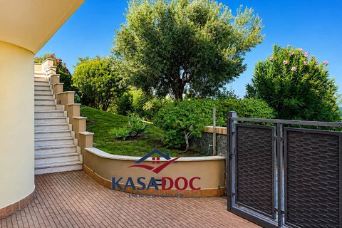 Villa a Montepaone, Catanzaro, Montepaone - € 630.000 | Ref: 1107 - foto 35