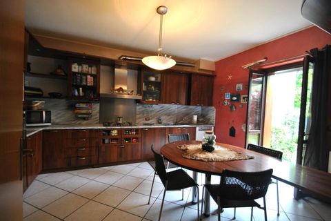 Villa in Vimercate, Monza and Brianza, Vimercate - € 595.000 | Ref: 2409 - foto 13