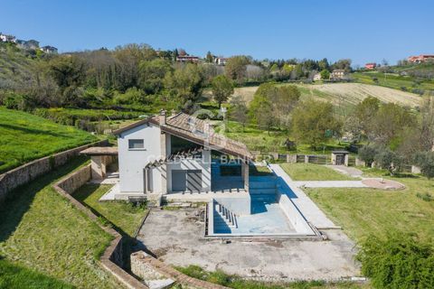 Villa a Saludecio, Rimini, Saludecio - € 890.000 | Ref: CBI099-1528-520651 - foto 8