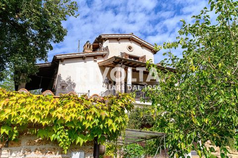 Villa a Tarano, Rieti, Tarano - € 365.000 | Ref: AAG Tarano - foto 2