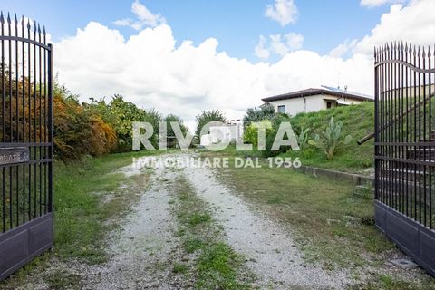 Villa i Collevecchio, Rieti, Collevecchio - € 949.000 | Ref: AAG via Roane - foto 1