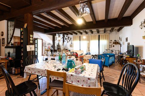 Villa i Collevecchio, Rieti, Collevecchio - € 949.000 | Ref: AAG via Roane - foto 12