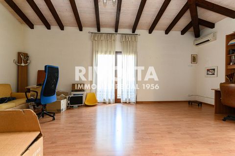 Villa i Collevecchio, Rieti, Collevecchio - € 949.000 | Ref: AAG via Roane - foto 25