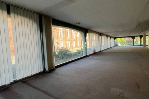 L'establiment comercial a Buscate, Milan, Buscate - € 4.500/mes | Ref: 21058 - foto 11
