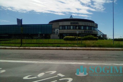 L'establiment comercial a Cusago, Milan, Cusago - € 5.200/mes | Ref: 22676 - foto 4