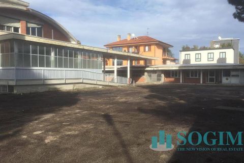 Erhvervsejendom i Tradate, Varese, Tradate - € 800.000 | Ref: 25190 - foto 2