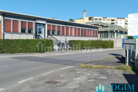 Erhvervsejendom i Opera, Milan, Opera - € 1.500.000 | Ref: 26472 - foto 1