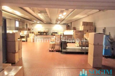 Erhvervsejendom i Opera, Milan, Opera - € 1.500.000 | Ref: 26472 - foto 11