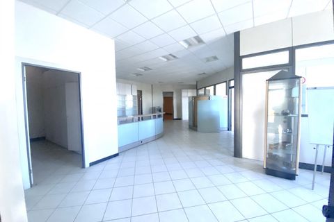 Erhvervsejendom i Cesena, Forli-Cesena, Cesena - € 170.000 | Ref: R489 - foto 1