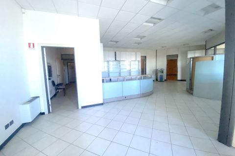 Erhvervsejendom i Cesena, Forli-Cesena, Cesena - € 170.000 | Ref: R489 - foto 2