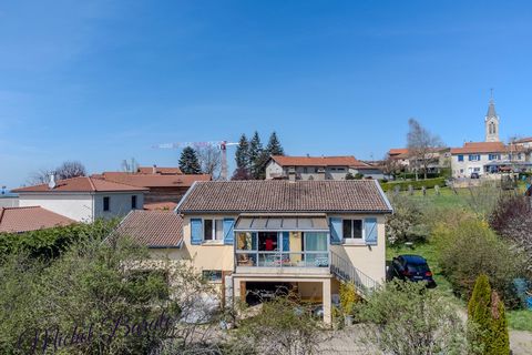 Villa a Aveize, Rhone, Aveize - € 235.000 | Ref: 340930787690 - foto 24