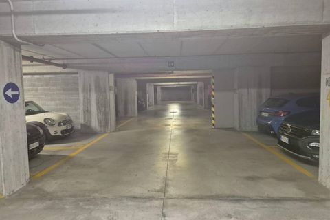 Parkeringsplads i Varese, Varese, Varese - € 10.000 | Ref: 528-LN - foto 4