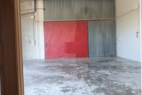 L'establiment comercial a Terni, Terni, Terni - € 550/mes | Ref: 48 - foto 8