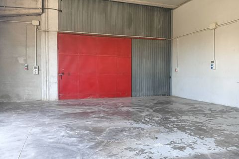 L'establiment comercial a Terni, Terni, Terni - € 550/mes | Ref: 48 - foto 25