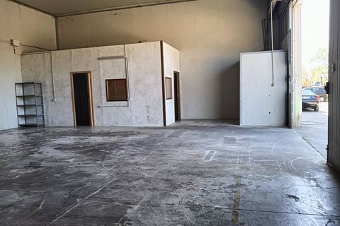 L'establiment comercial a Terni, Terni, Terni - € 550/mes | Ref: 48 - foto 34