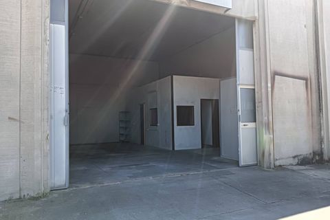 L'establiment comercial a Terni, Terni, Terni - € 550/mes | Ref: 48 - foto 41