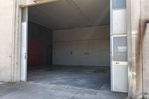 L'establiment comercial a Terni, Terni, Terni - € 550/mes | Ref: 48 - foto 46
