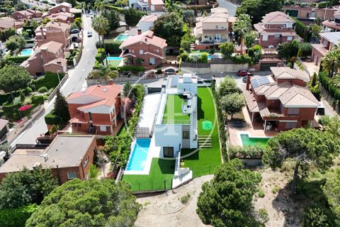 Villa a Teia, Barcelona, Teia - € 2.490.000 | Ref: VBM2504005 - foto 44