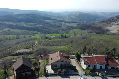 Villa a Serravalle Langhe, Cuneo, Serravalle Langhe - € 198.000 | Ref: D722.25 - foto 18
