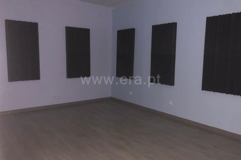 L'establiment comercial a Guarda, Guarda, Guarda - € 550/mes | Ref: 046250121 - foto 12