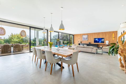 Villa i Valbonne, Alpes-Maritimes, Valbonne - € 4.980.000 | Ref: HH-15754899 - foto 3
