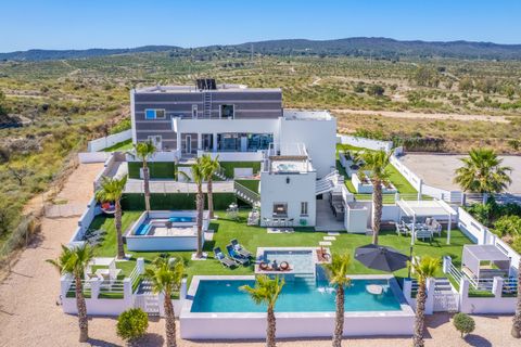 Villa a Torremendo, Alicante, Torremendo - € 1.695.000 | Ref: 2-14874/61353 - foto 5