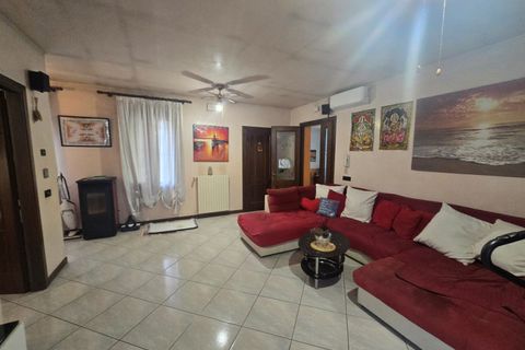 Villa i Stra, Venice, Stra - € 375.000 | Ref: Vst0005 - foto 12