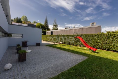 Villa i Guimaraes, Braga, Guimaraes - € 960.000 | Ref: ZMPT576393 - foto 28