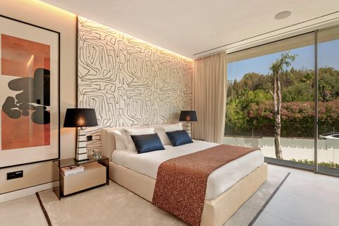 Villa in Marbella, Malaga, Marbella - € 7.900.000 | Ref: V12-9 - foto 46