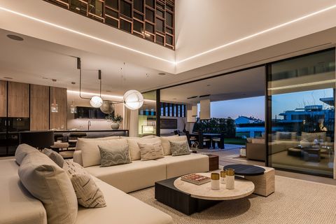 Villa i Marbella, Malaga, Marbella - € 7.500.000 | Ref: V12-8 - foto 2
