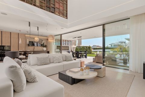 Villa i Marbella, Malaga, Marbella - € 7.500.000 | Ref: V12-8 - foto 3