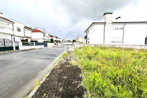 Helårsgrund i Darque, Viana do Castelo, Darque - € 60.000 | Ref: F906 - foto 1