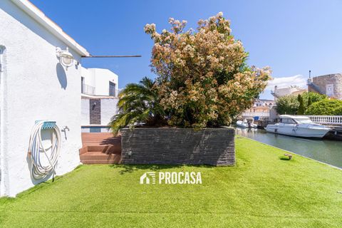 Villa i Empuriabrava, Gerona, Empuriabrava - € 889.000 | Ref: 3704 - foto 9