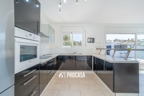 Villa i Empuriabrava, Gerona, Empuriabrava - € 889.000 | Ref: 3704 - foto 19