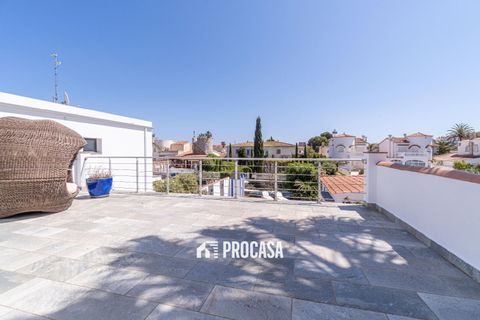 Villa i Empuriabrava, Gerona, Empuriabrava - € 889.000 | Ref: 3704 - foto 27